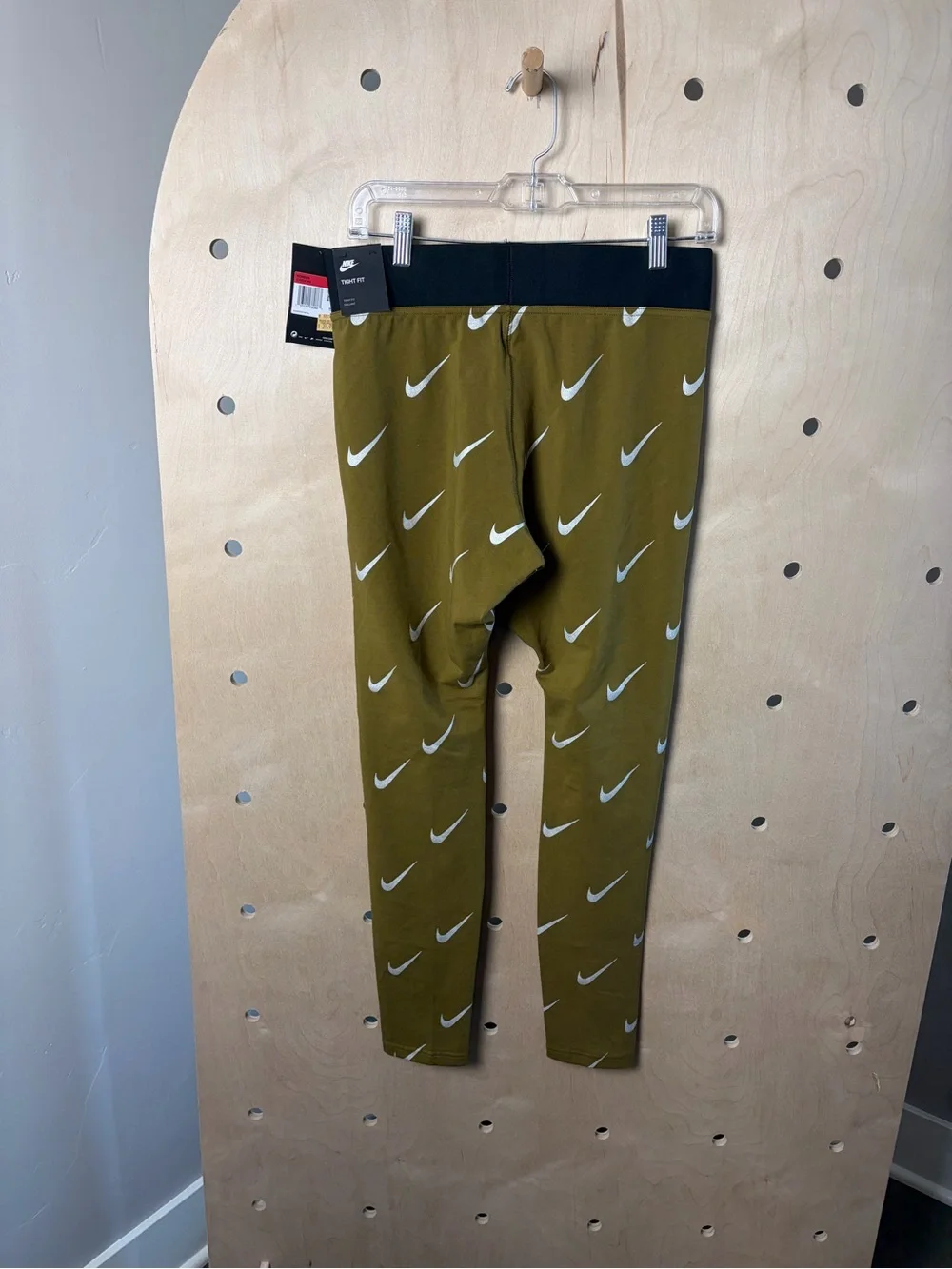 NWT Nike Women's Leg-A-See Logo Print Olive/Metallic Leggings Size Large